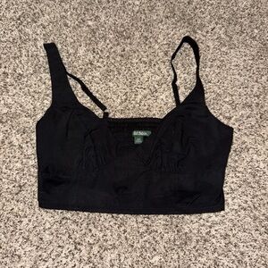 Cute cropped black top
